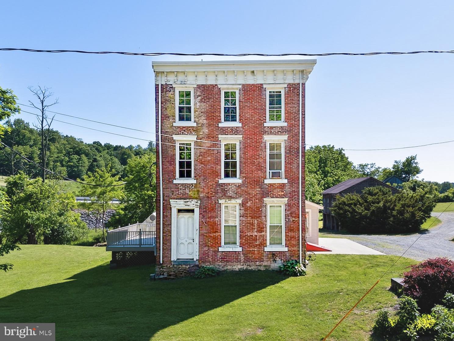 1306 LONG LANE ROAD