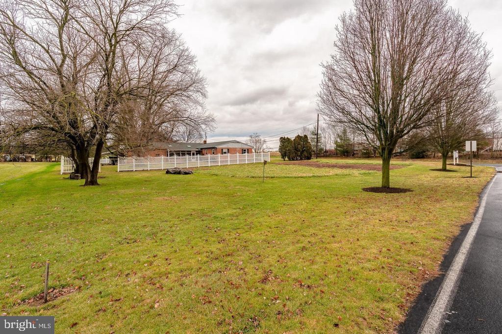 Photo of WEAVER RD, LANCASTER, PA 17603 (MLS # PALA2032088)