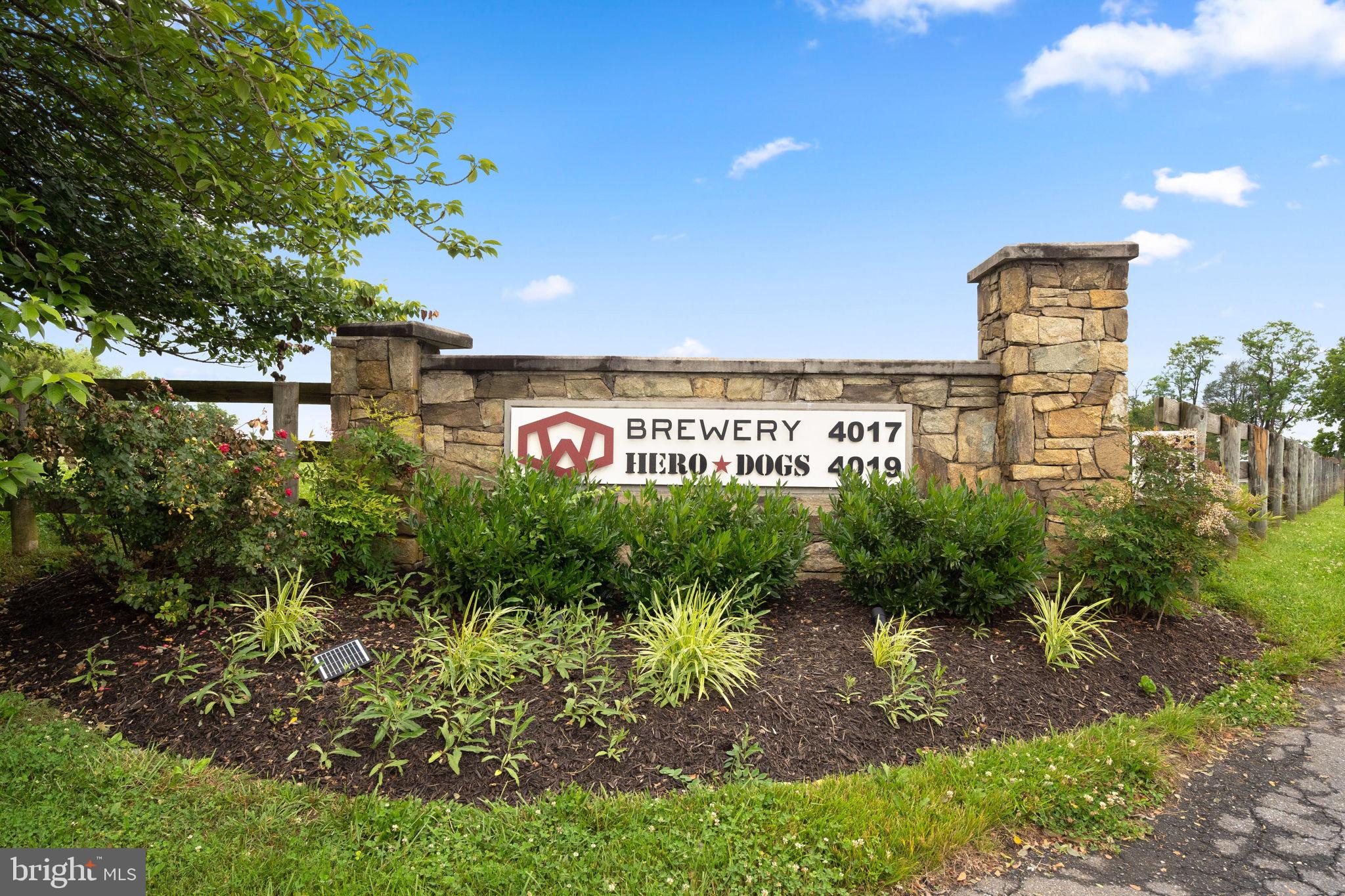 SUNDOWN HILLS - Residential