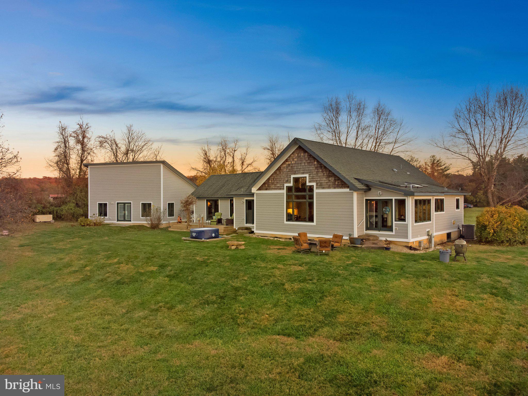 SUNDOWN HILLS - Residential