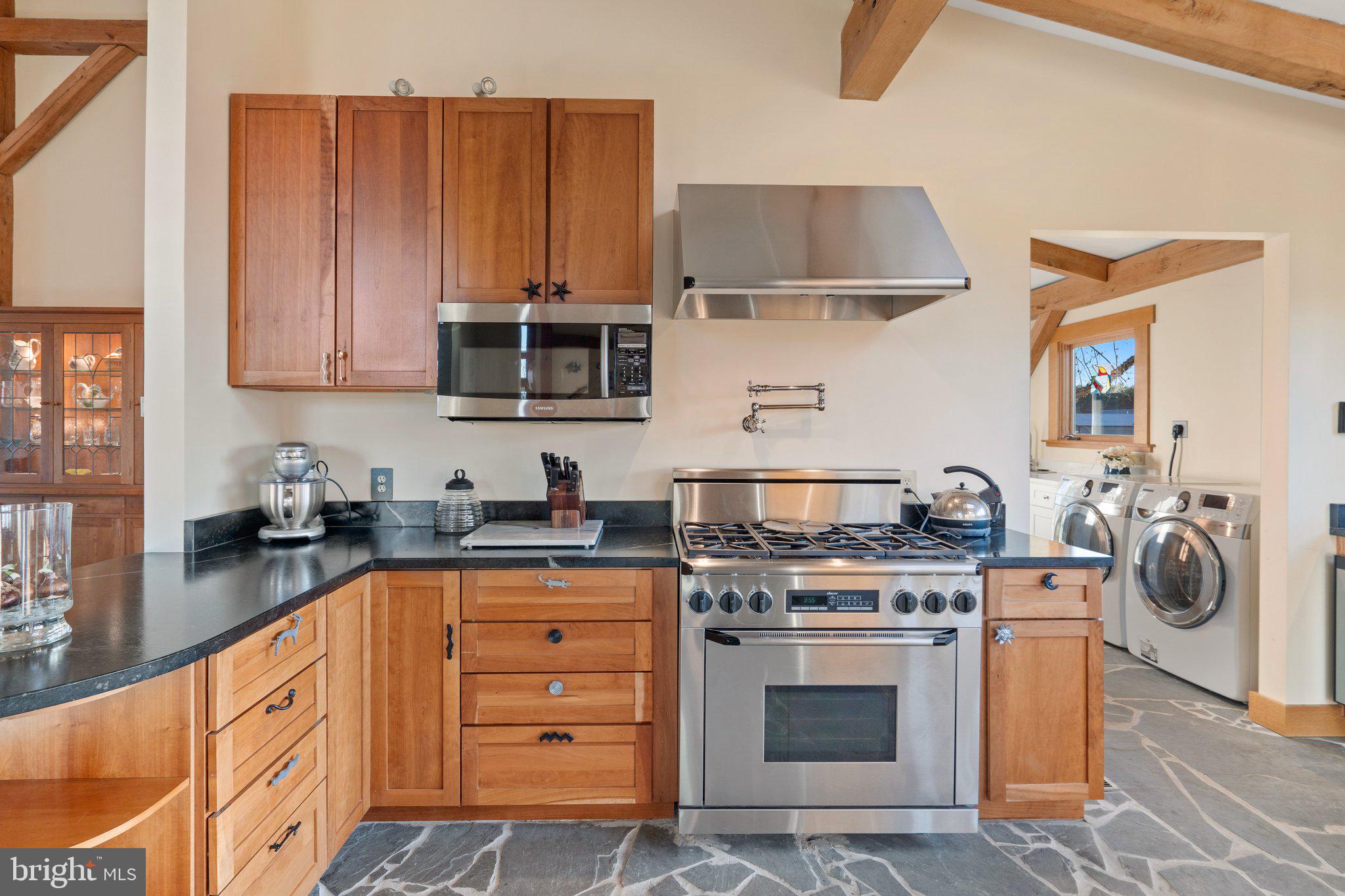 SUNDOWN HILLS - Residential