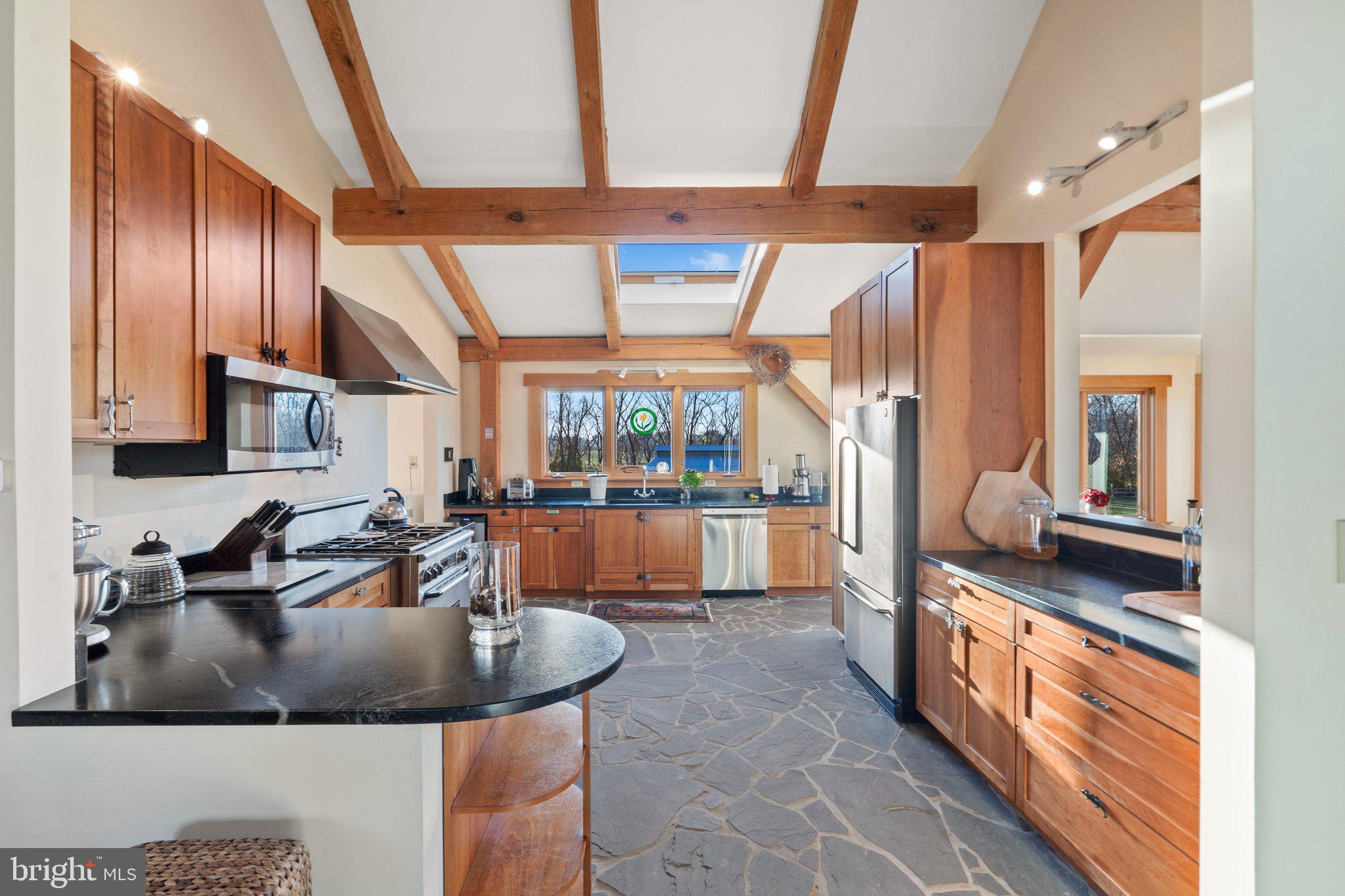 SUNDOWN HILLS - Residential