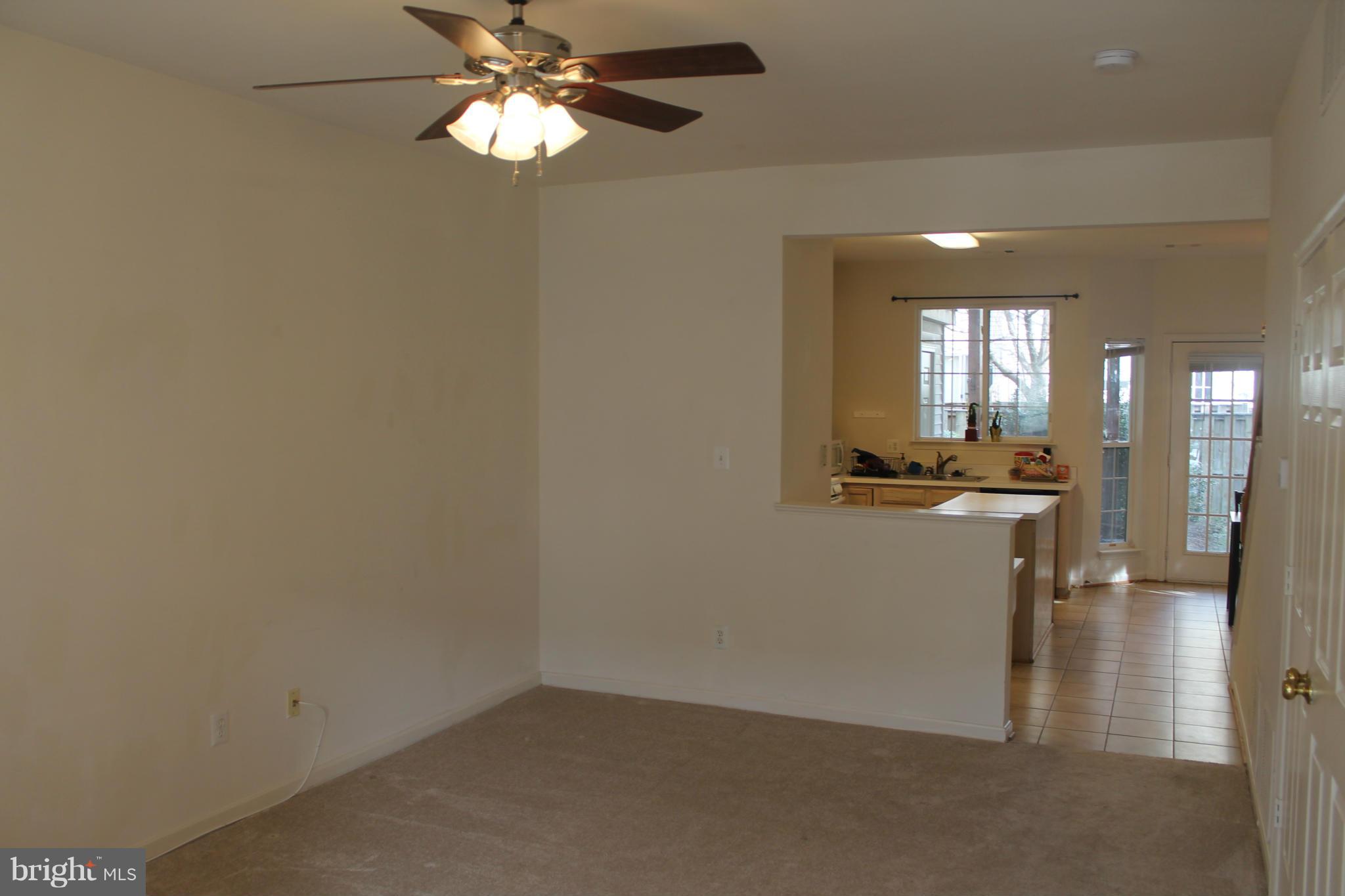 MCNAIR FARMS LANDBAY - Residential Lease