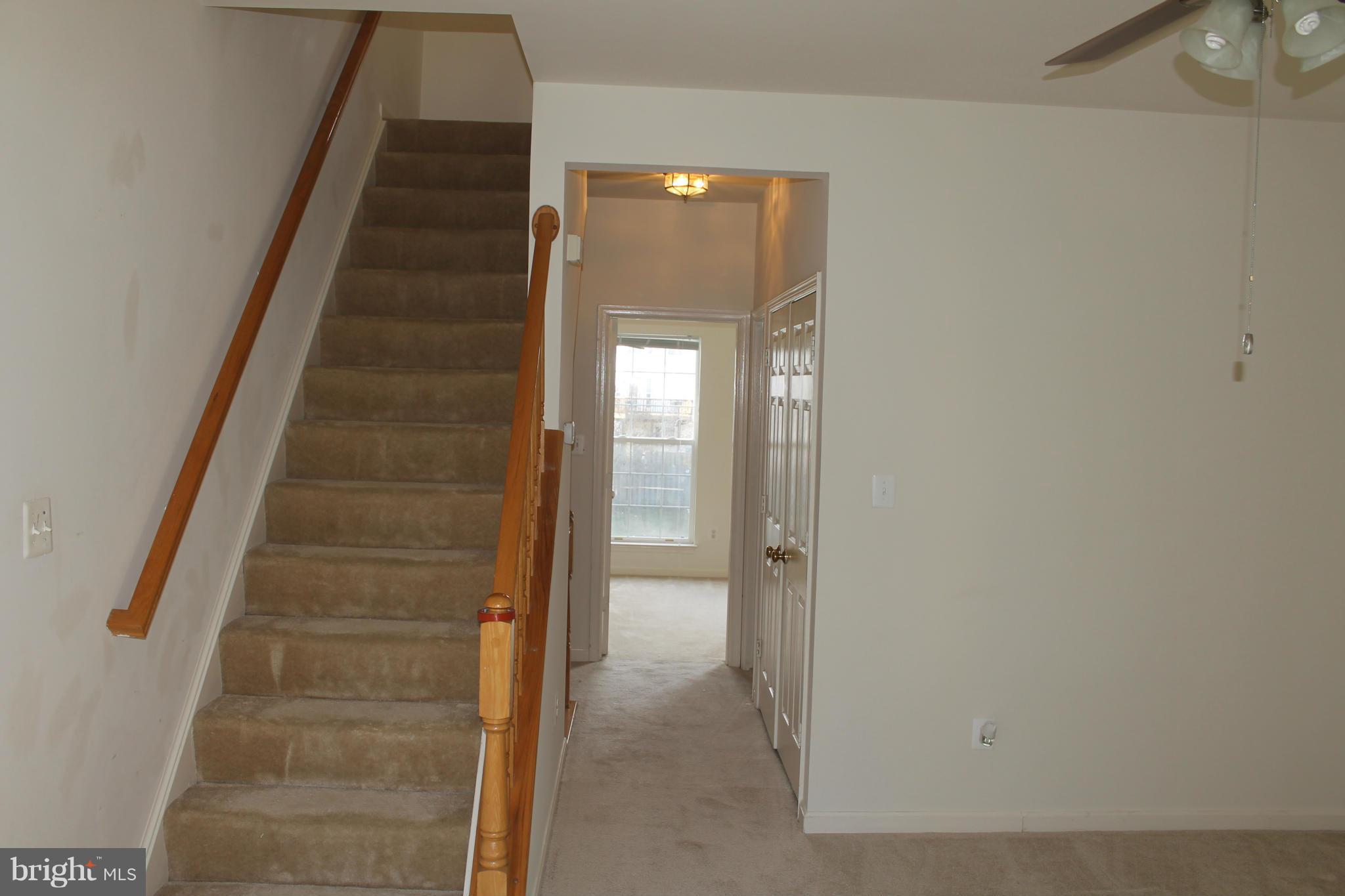 MCNAIR FARMS LANDBAY - Residential Lease