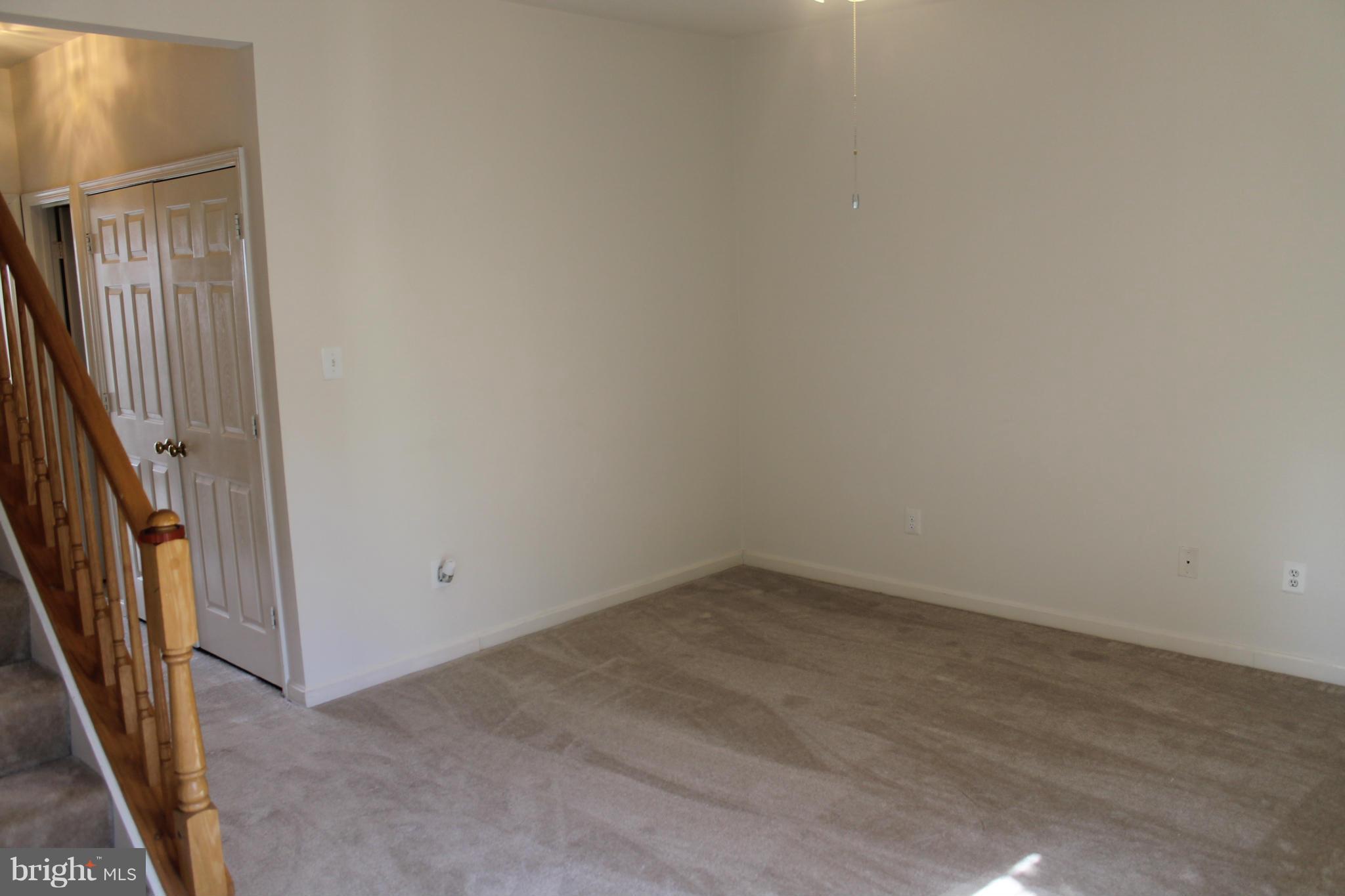 MCNAIR FARMS LANDBAY - Residential Lease