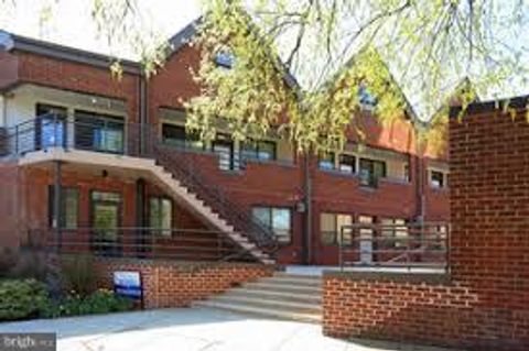 4400 MACARTHUR BOULEVARD NW 303 WASHINGTON DC 20007