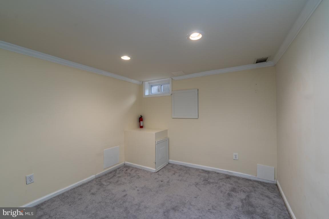 FEDERAL HILL HISTORIC DISTRICT - Residential Lease