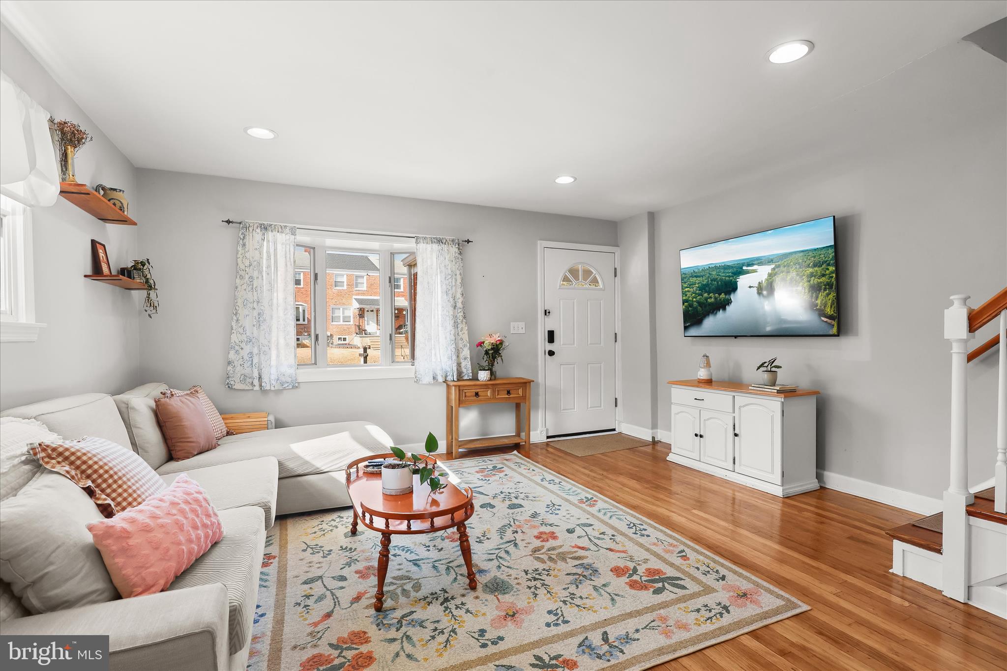 GAYLORD MANOR - Residential