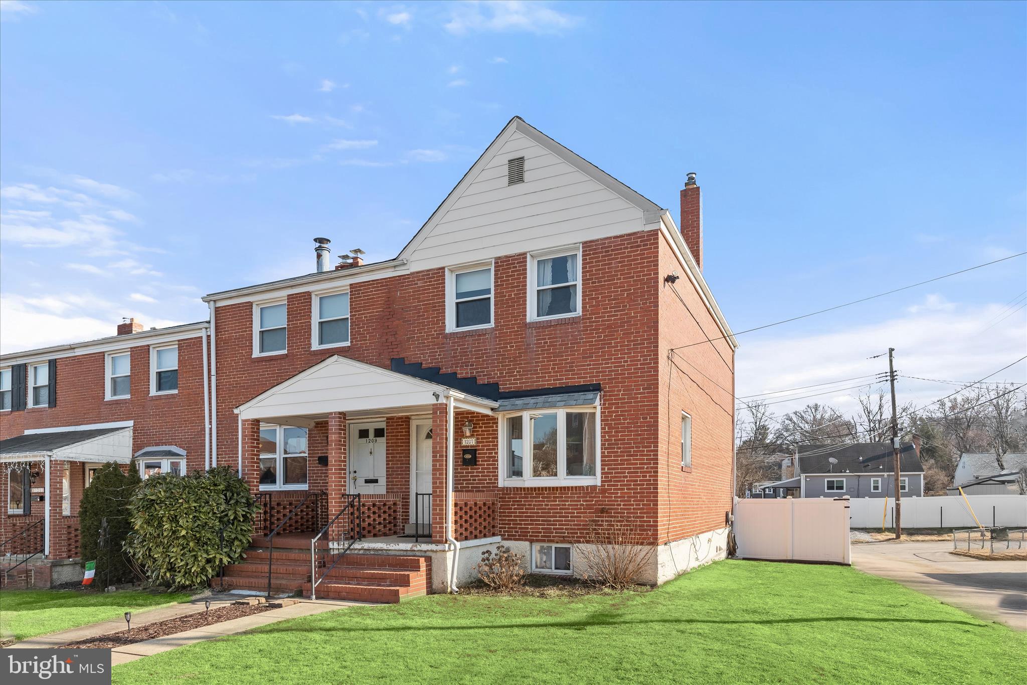 GAYLORD MANOR - Residential