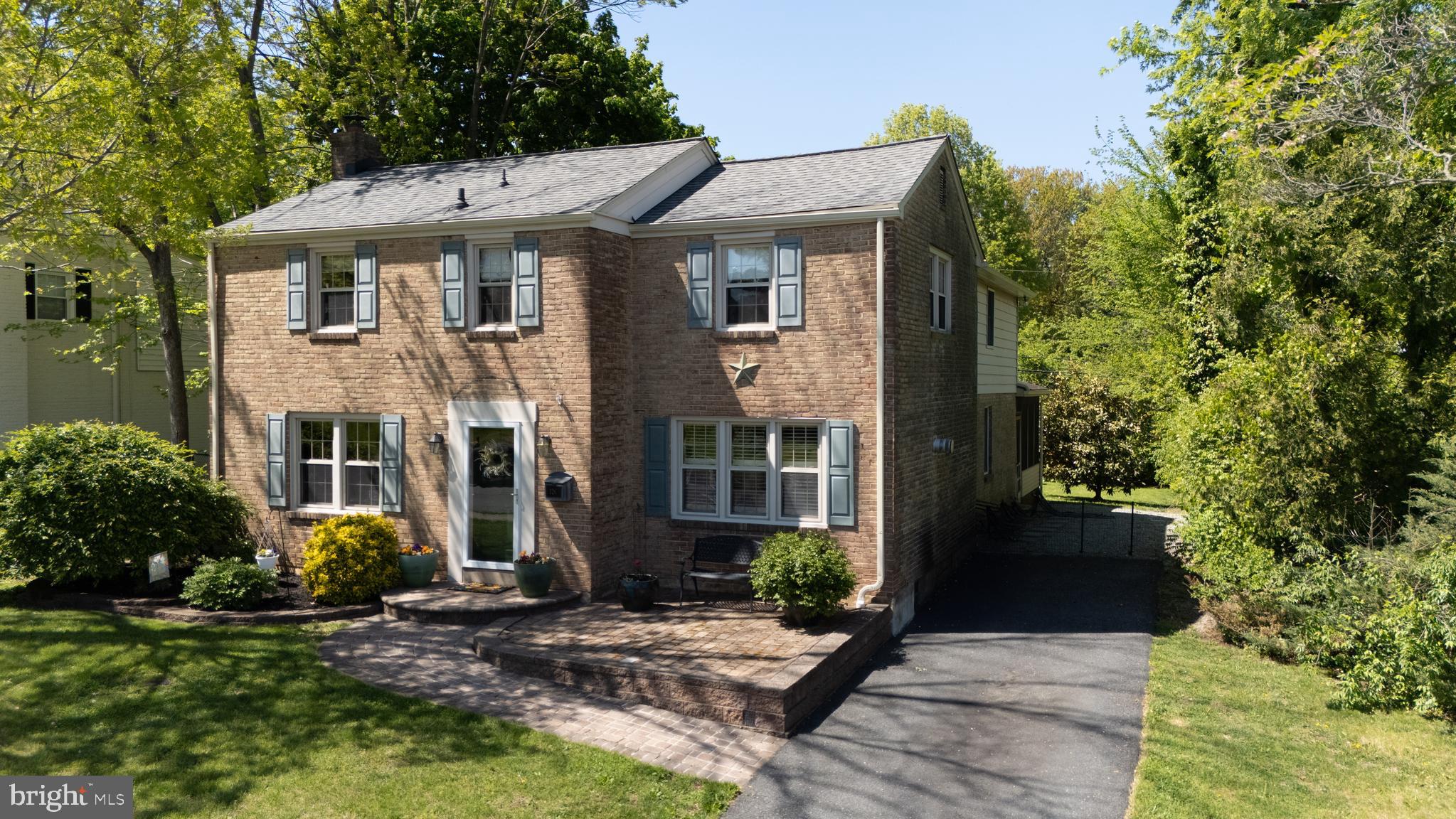 126 FAIRFAX BOULEVARD