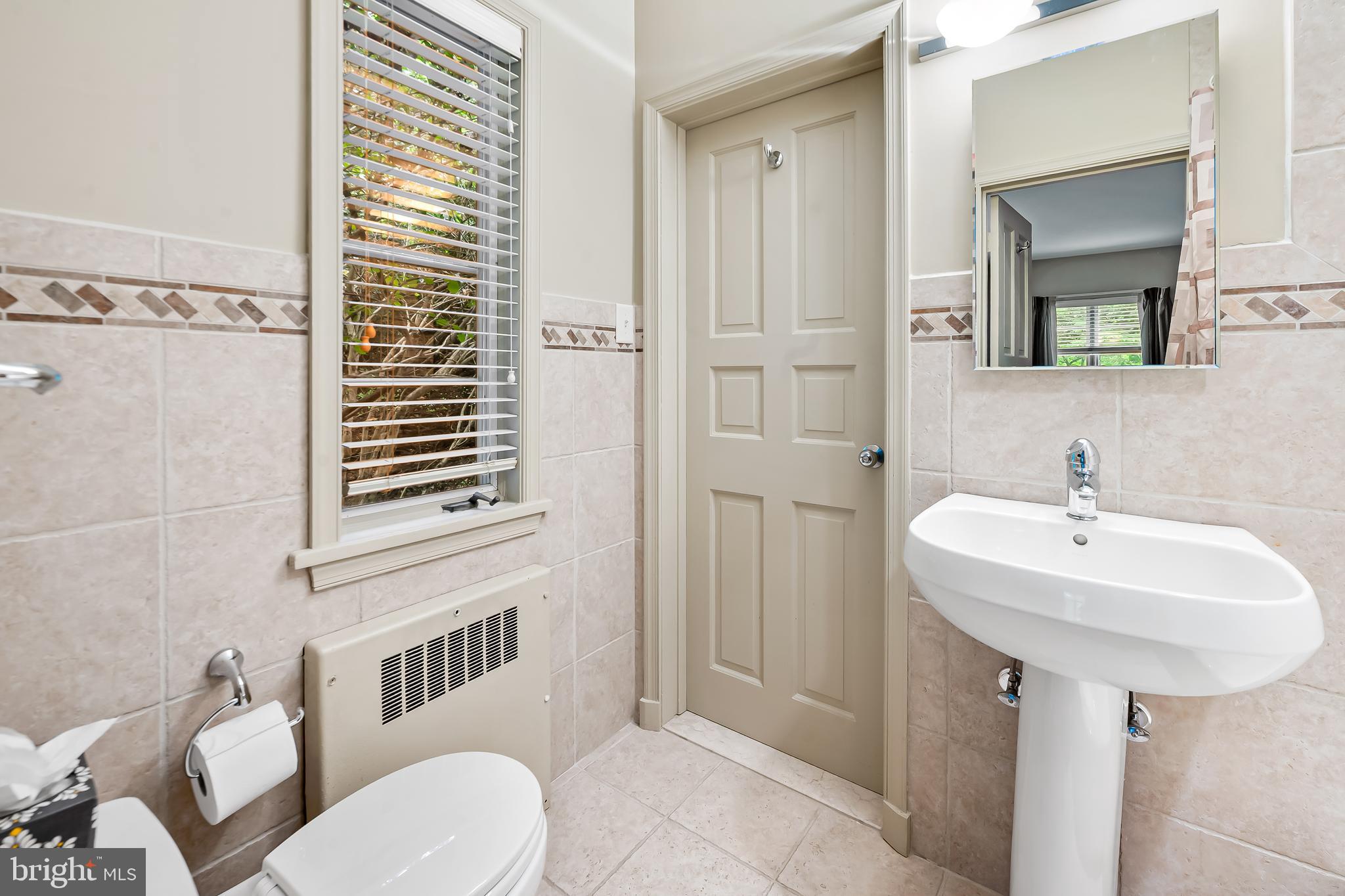 CAVESWOOD - Residential