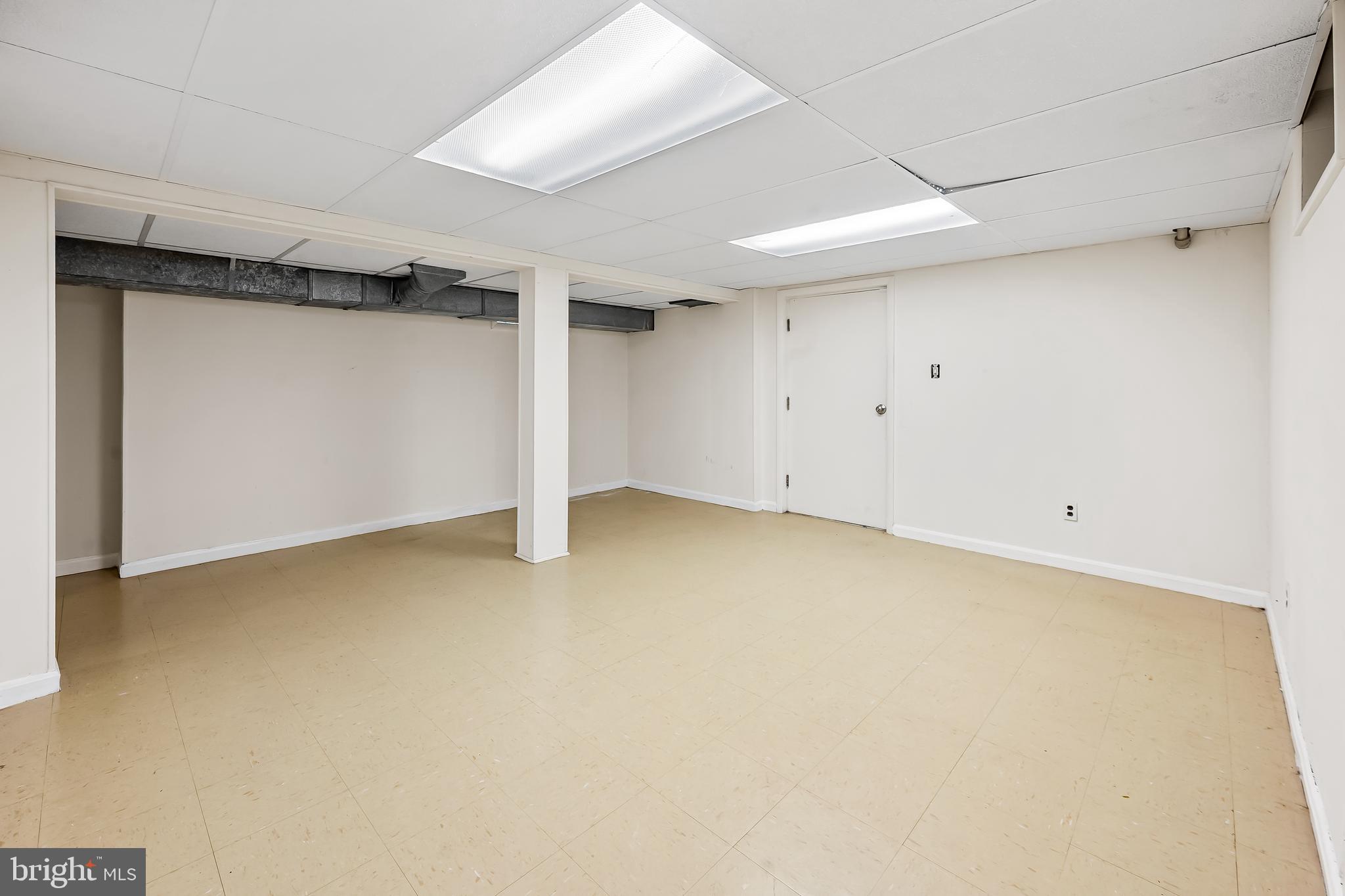 CAVESWOOD - Residential