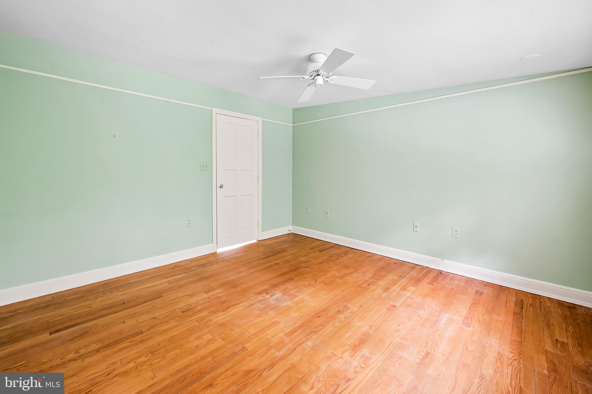 CAVESWOOD - Residential