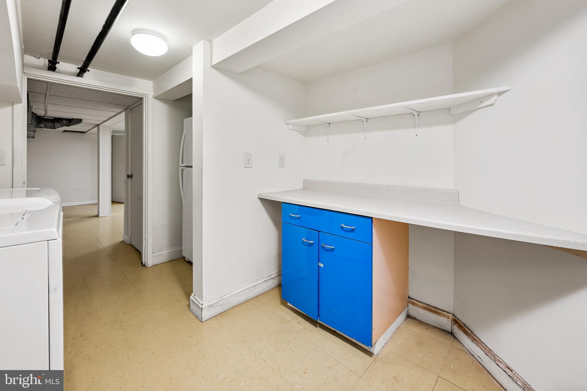 CAVESWOOD - Residential