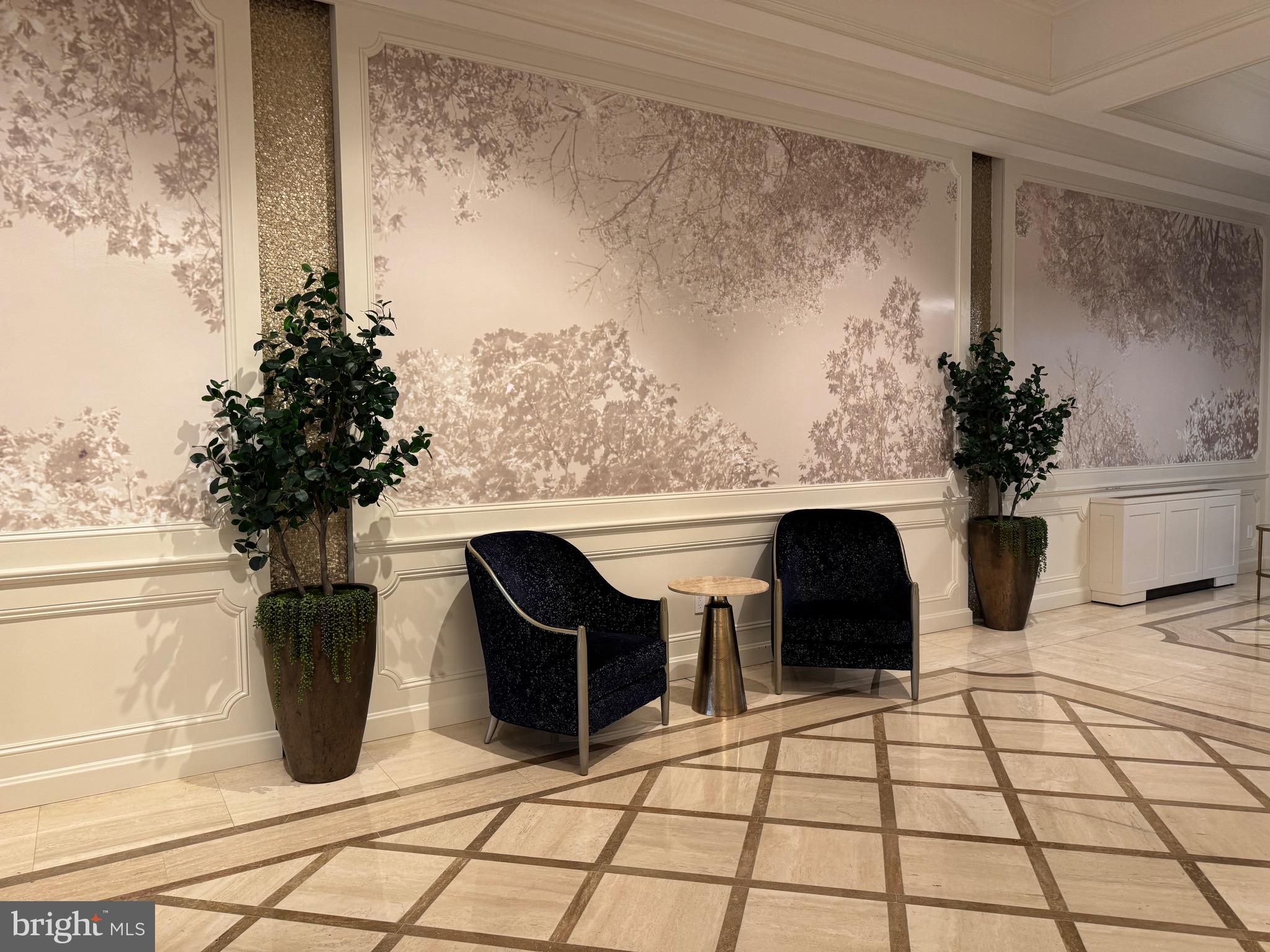 PROMENADE TOWERS - Residential