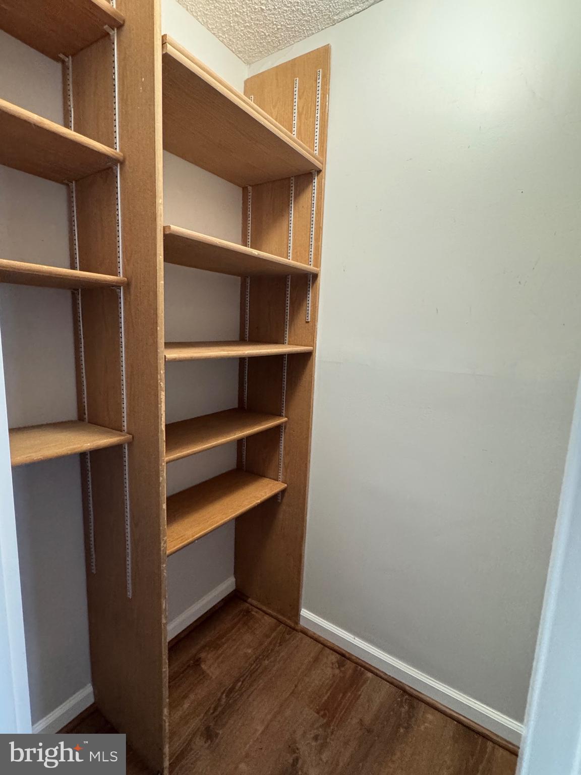 PROMENADE TOWERS - Residential