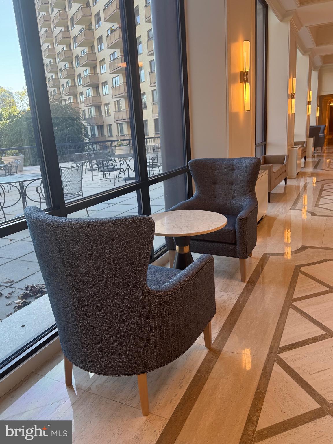 PROMENADE TOWERS - Residential