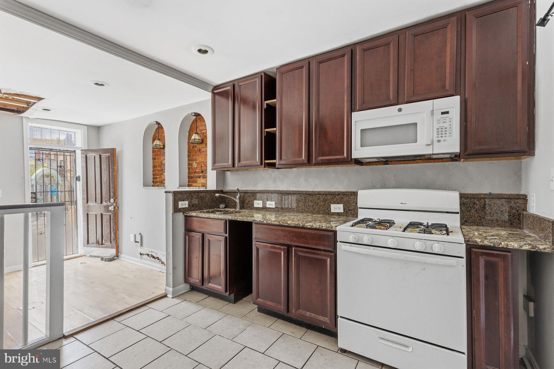 SOUTH BALTIMORE - Residential