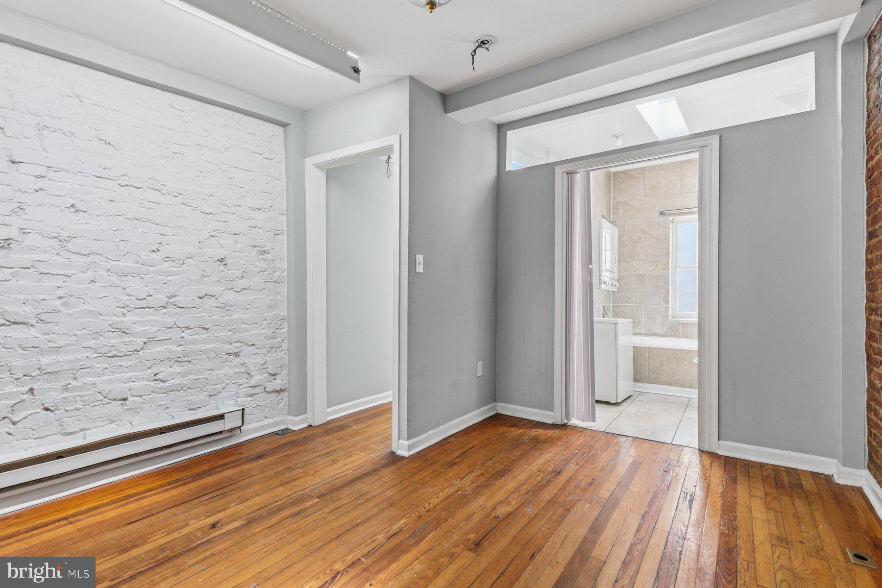 SOUTH BALTIMORE - Residential