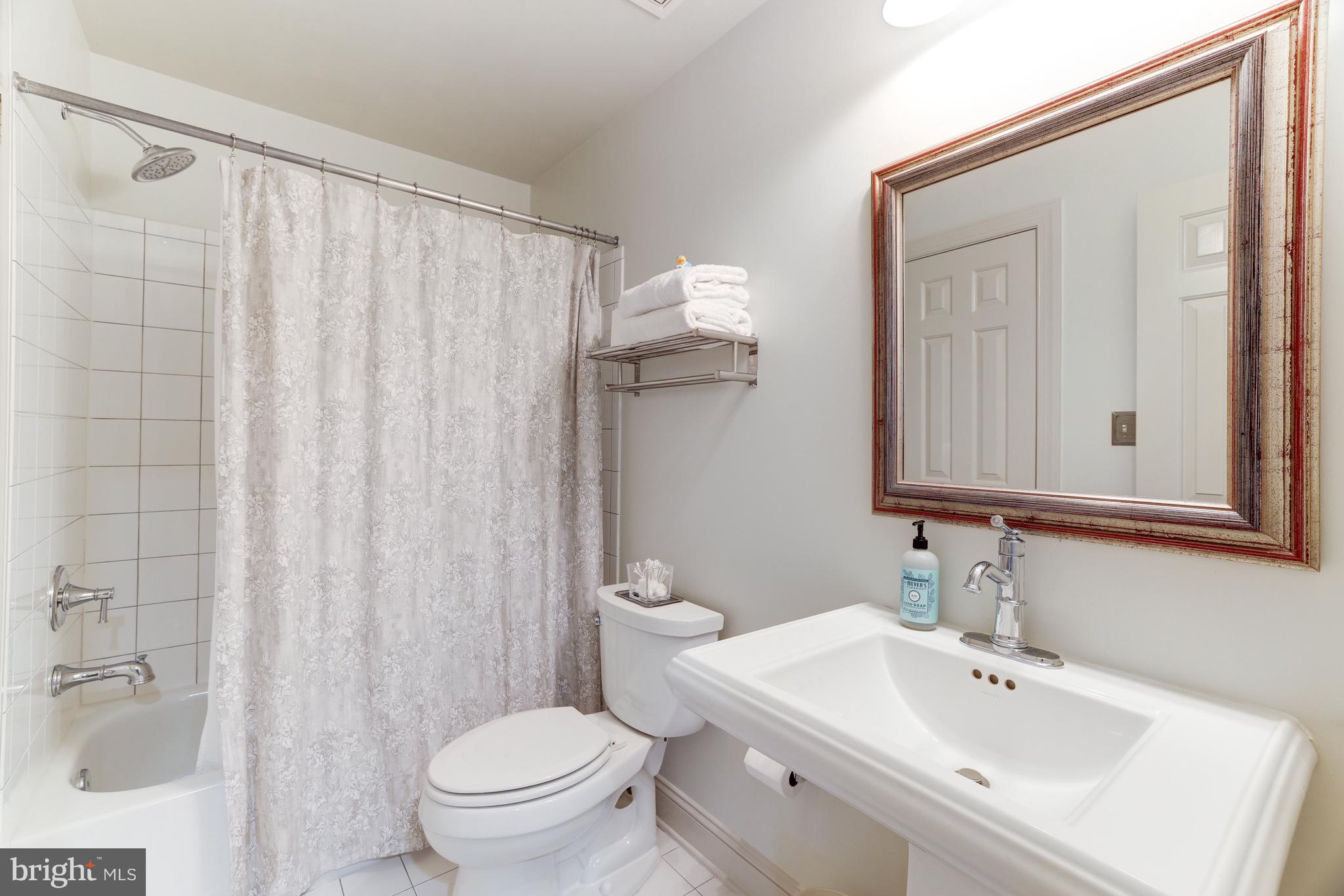 FOX RUN - Residential