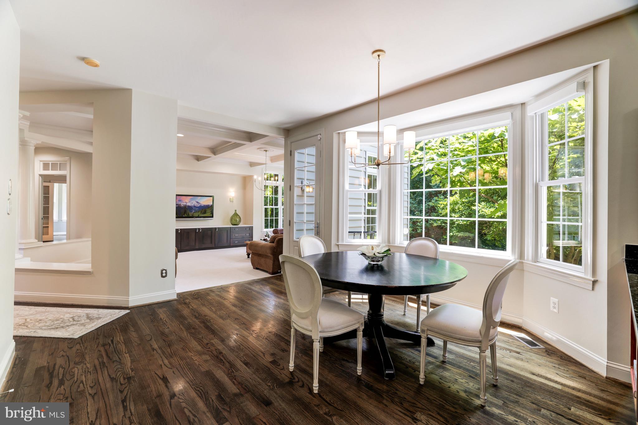 FOX RUN - Residential