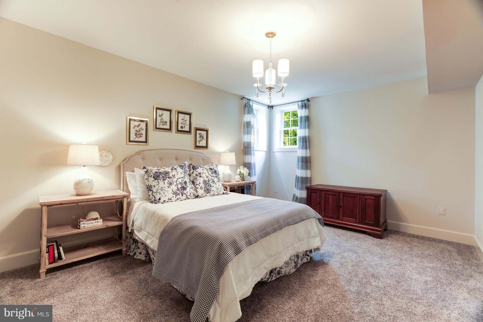 FOX RUN - Residential