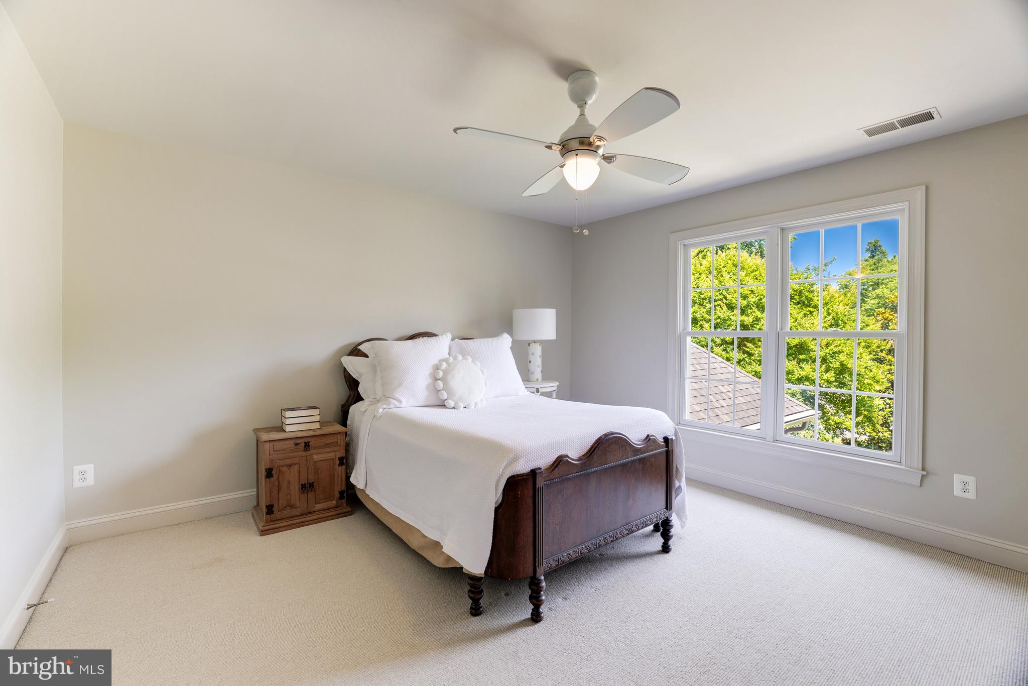 FOX RUN - Residential