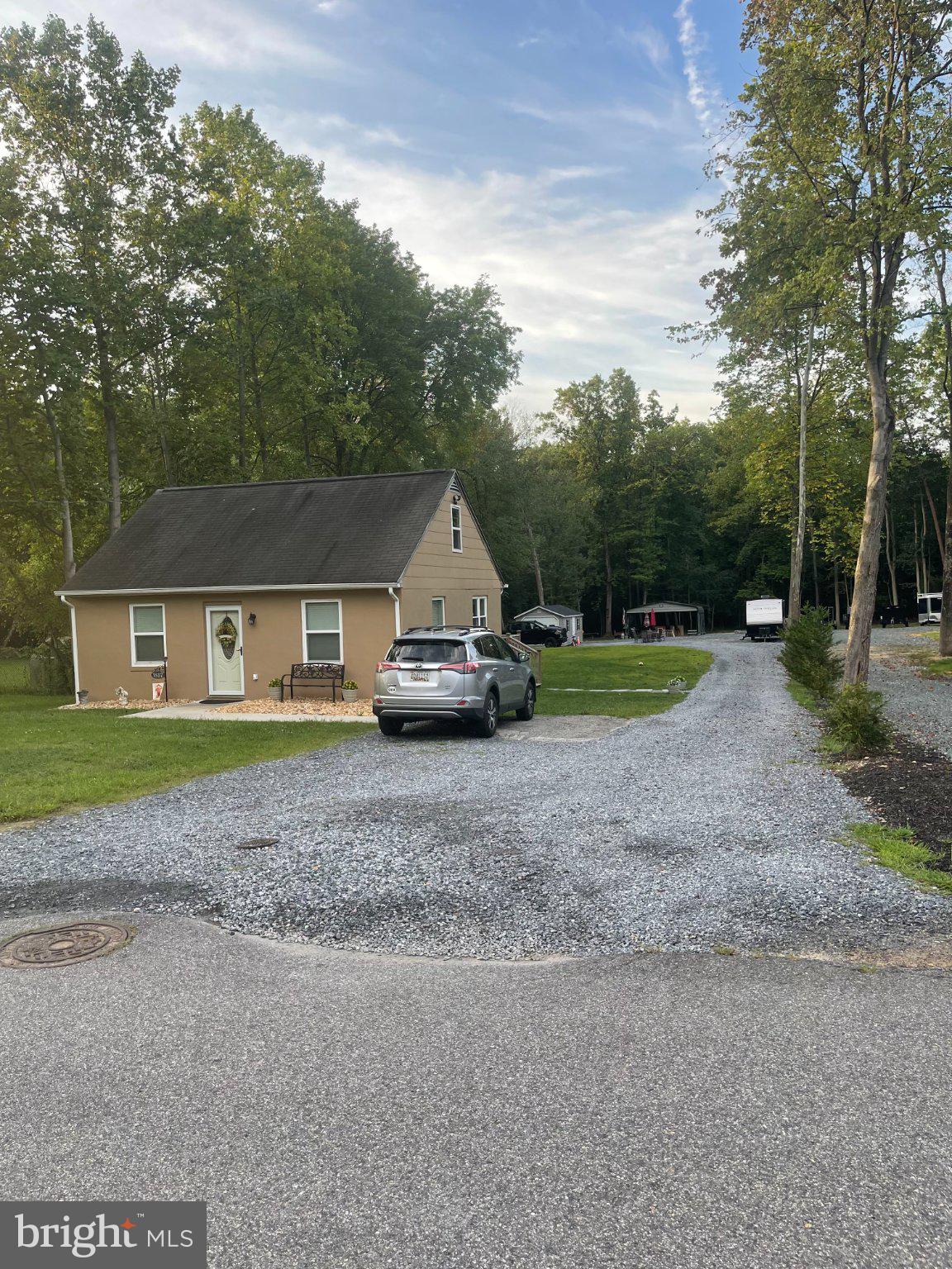 1857 CEDAR DRIVE