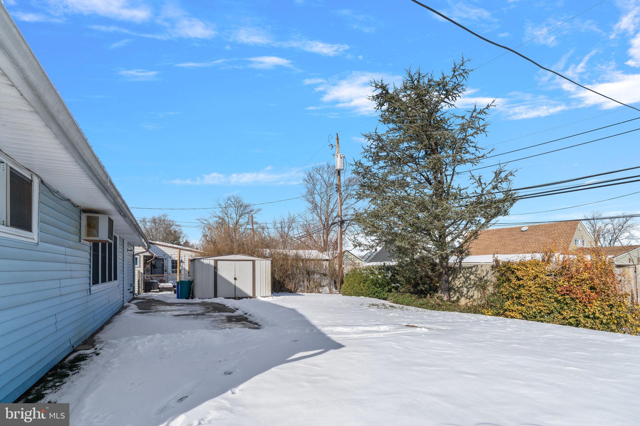 RED CEDAR HILL - Residential