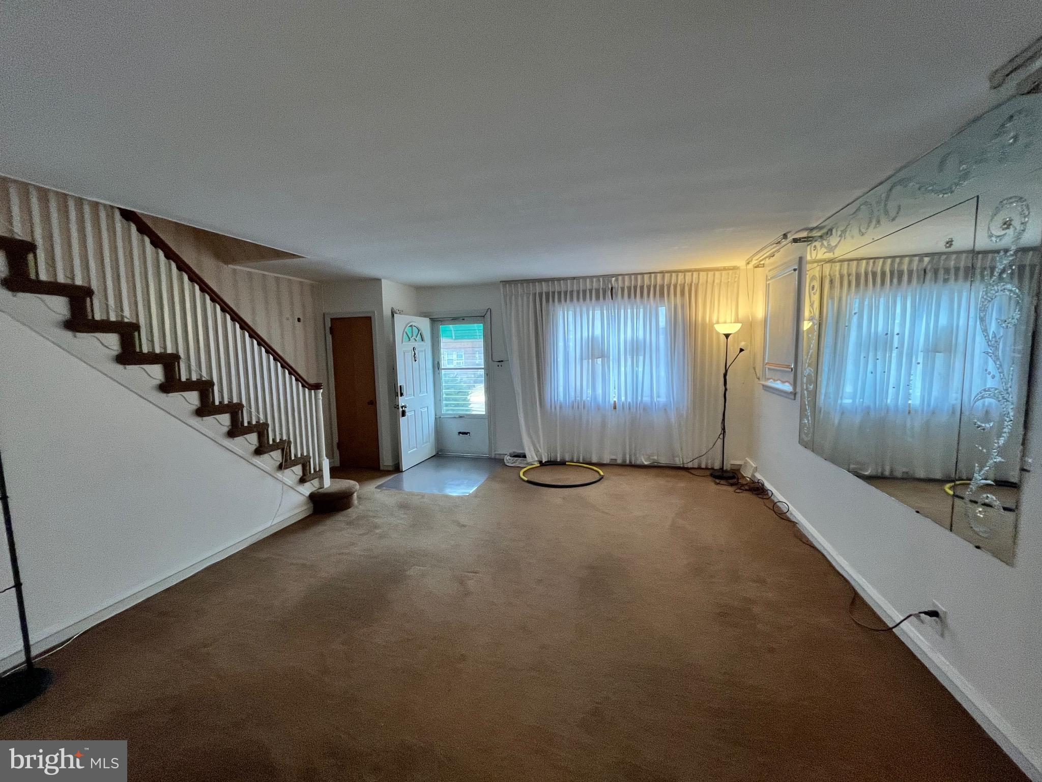 FOX CHASE - Residential