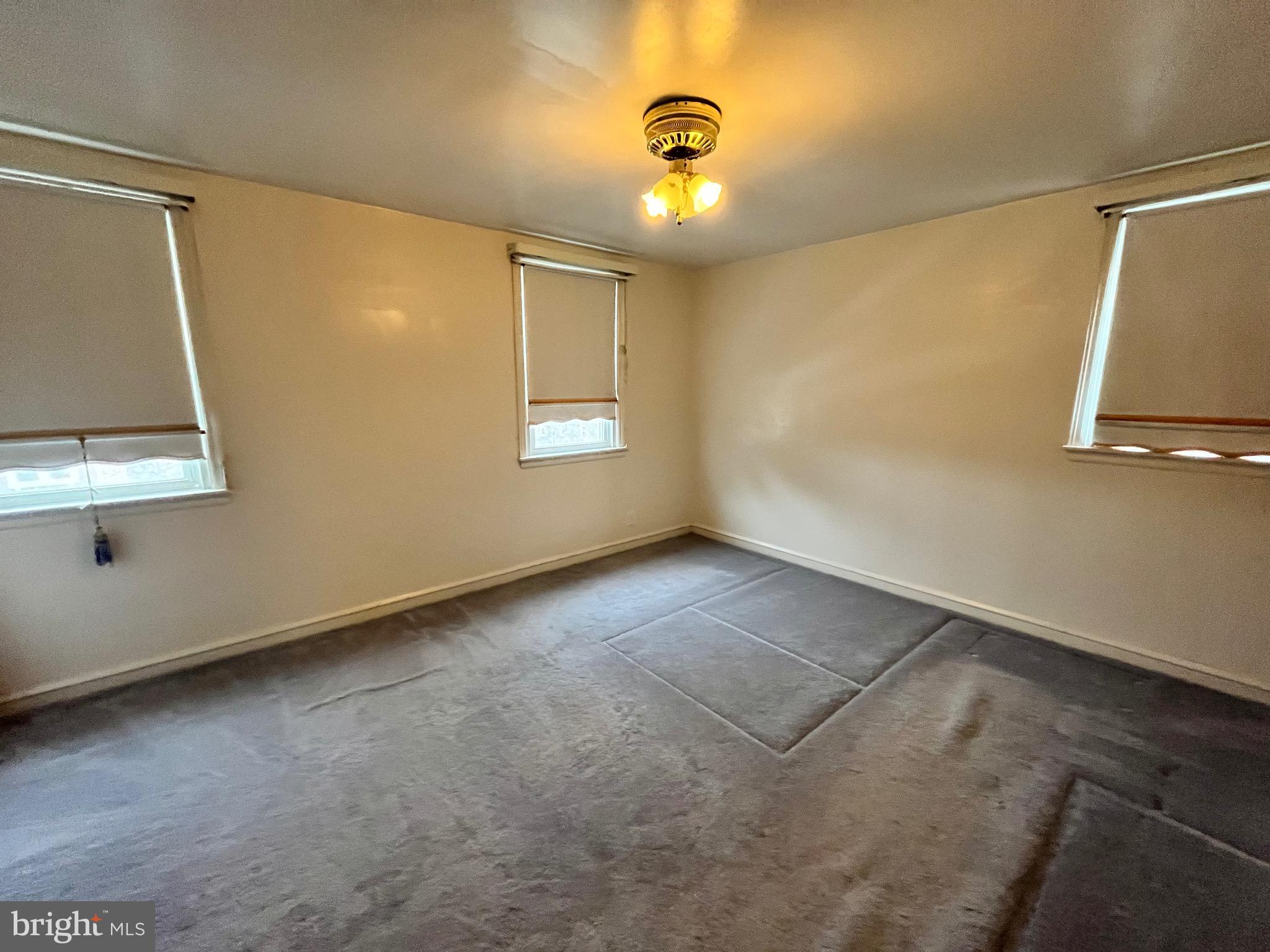 FOX CHASE - Residential