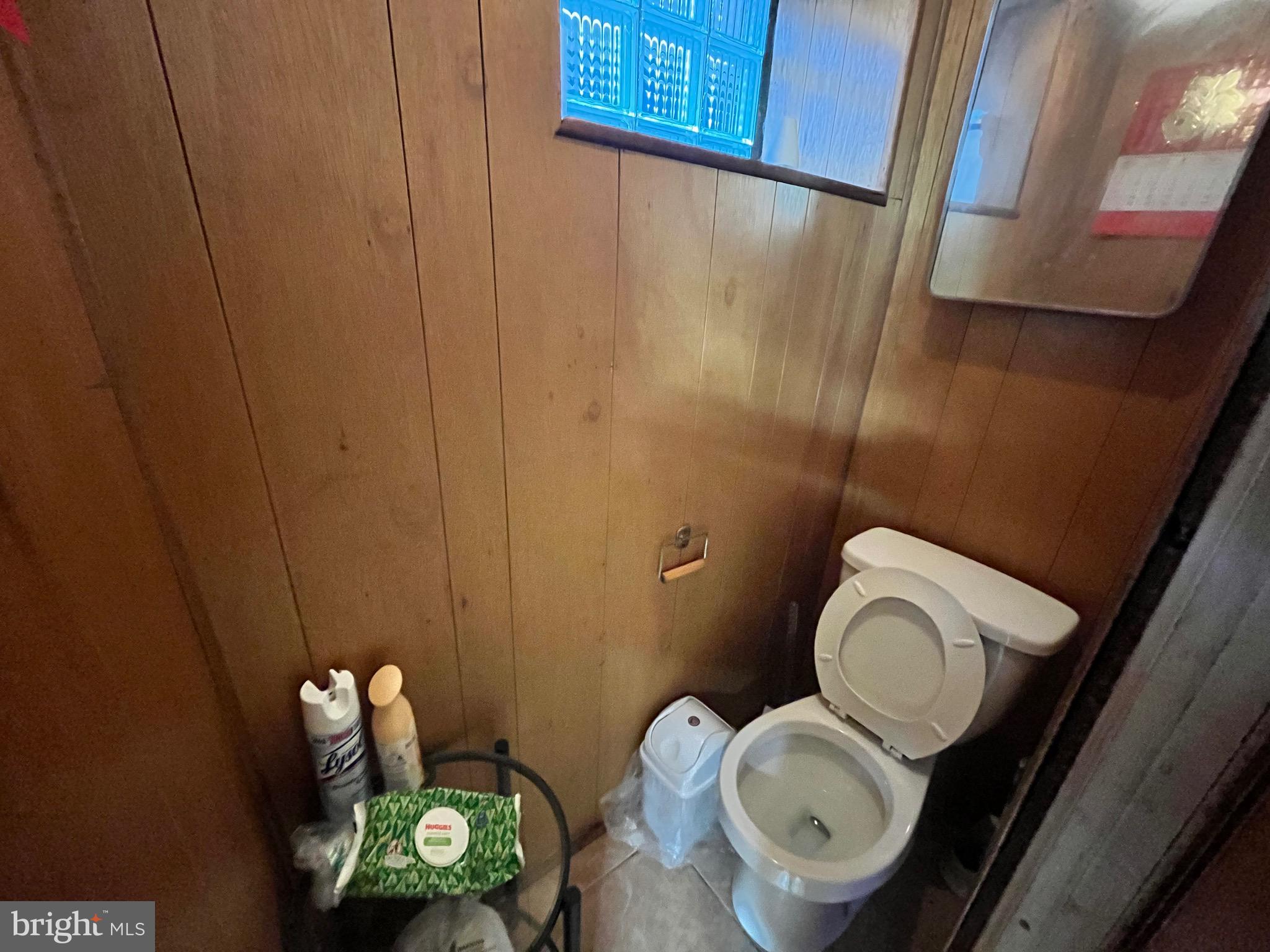 FOX CHASE - Residential