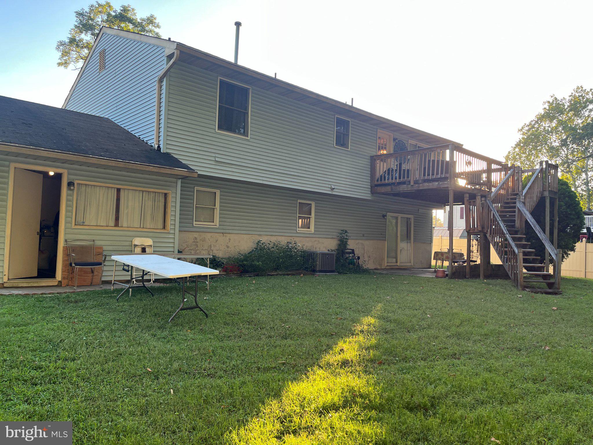 1025 CHEWS LANDING ROAD