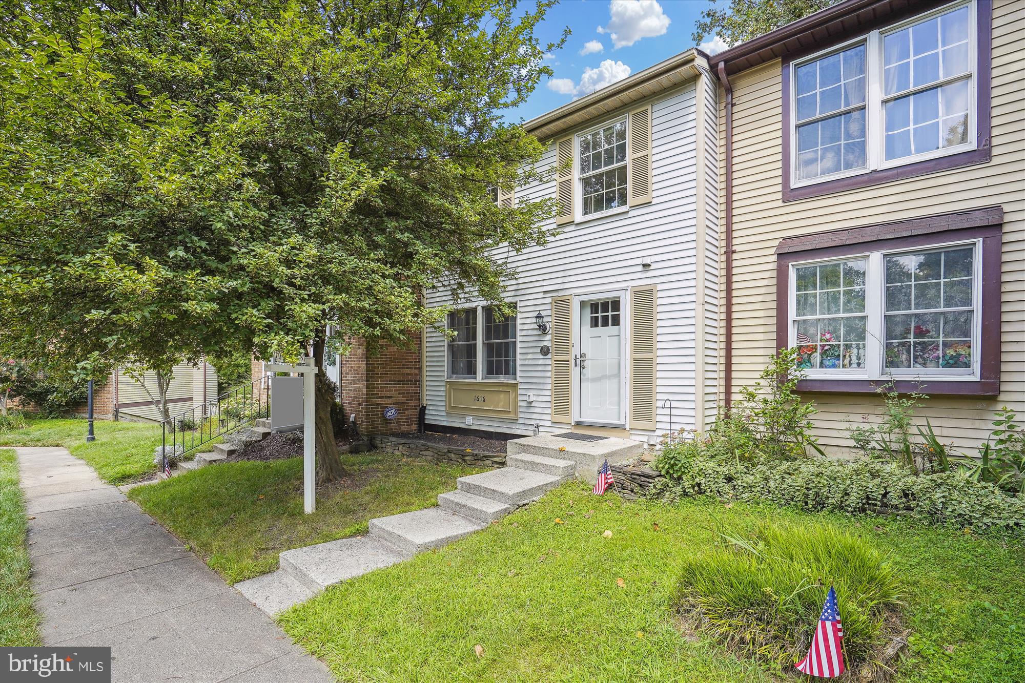 COUNTRY WALK - Residential