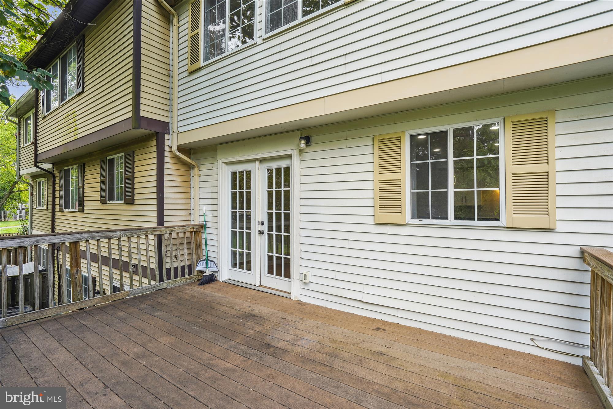 COUNTRY WALK - Residential