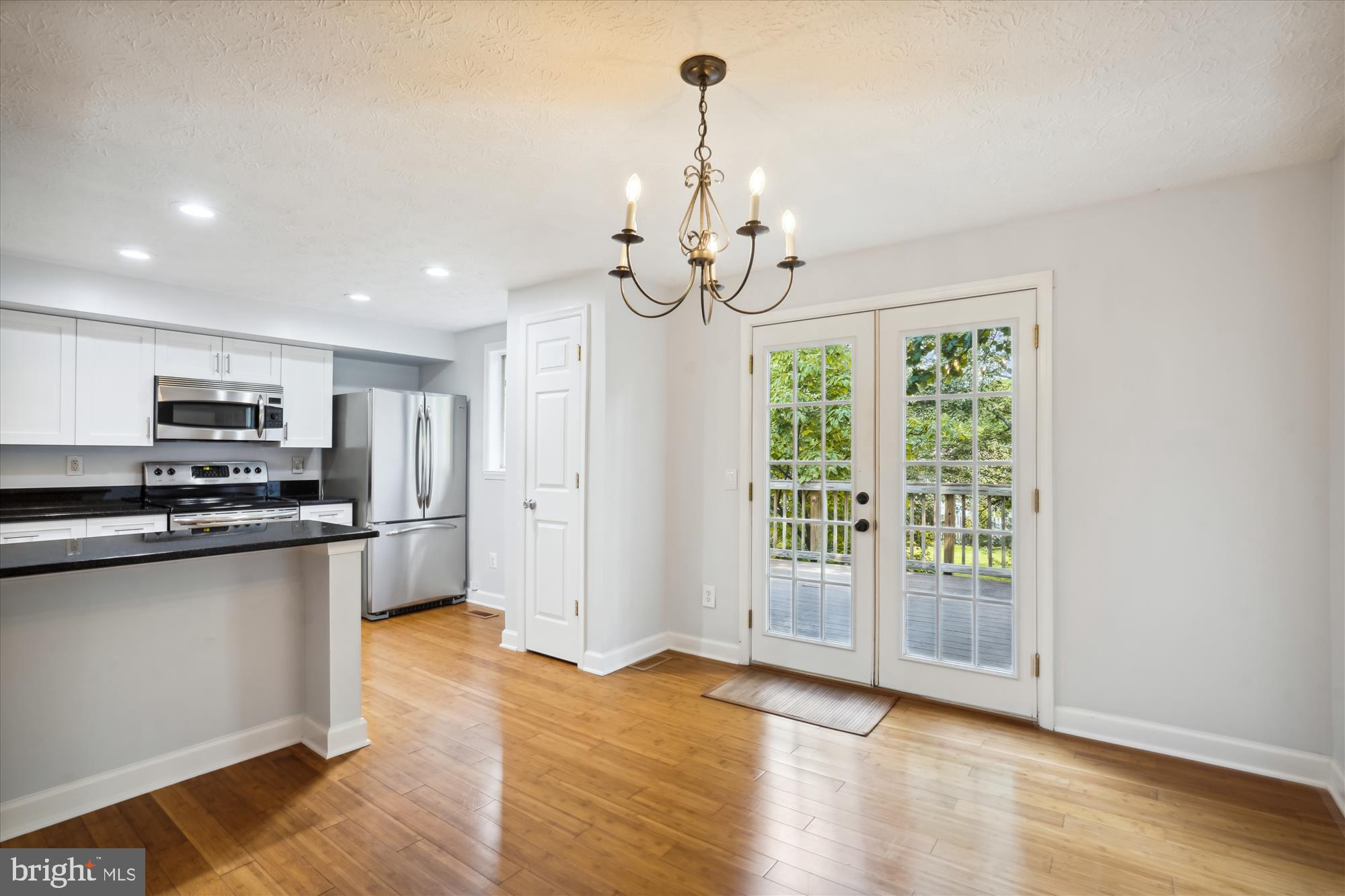 COUNTRY WALK - Residential