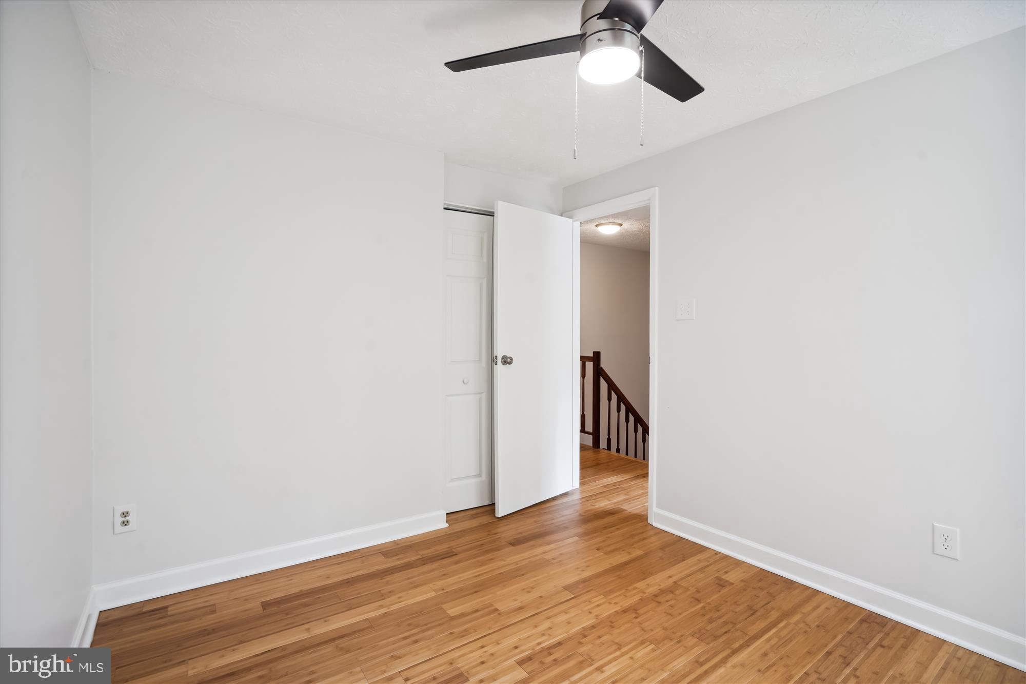 COUNTRY WALK - Residential