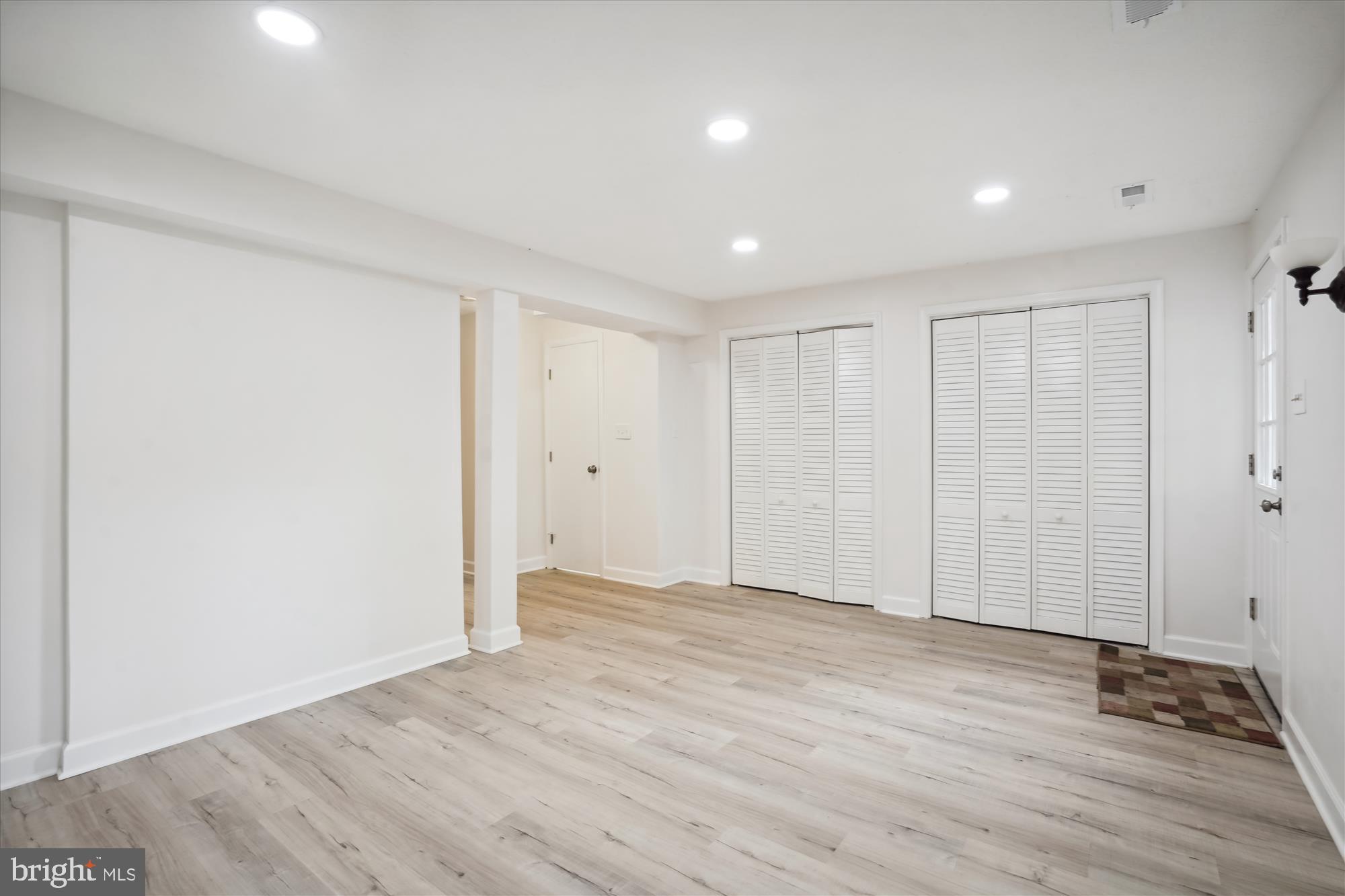 COUNTRY WALK - Residential