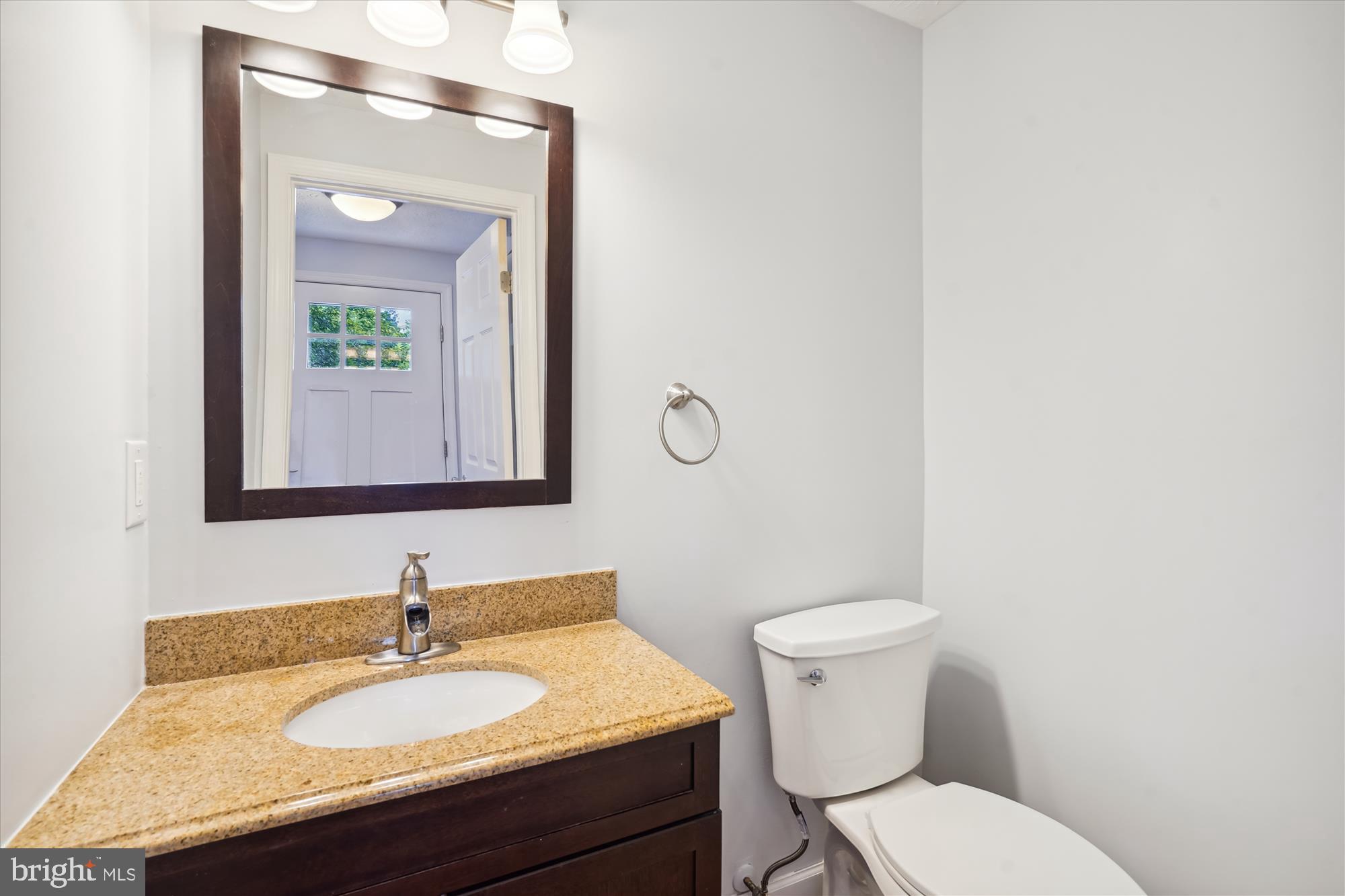 COUNTRY WALK - Residential