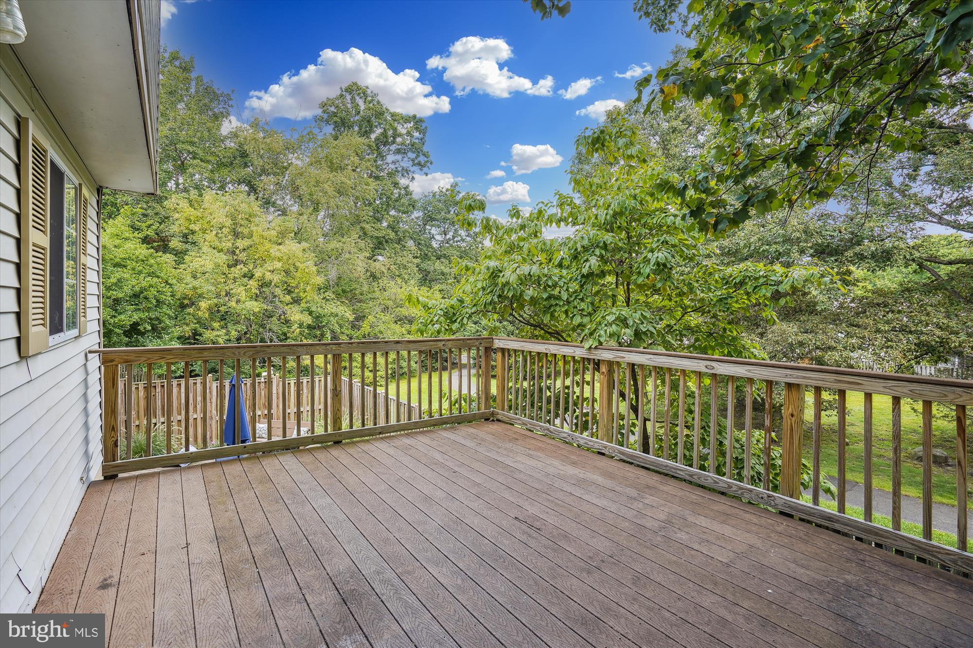 COUNTRY WALK - Residential