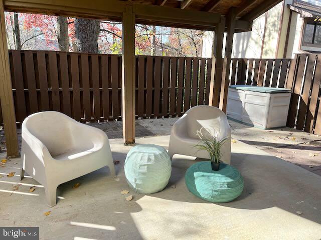 SANIBEL CLUSTER - Residential Lease