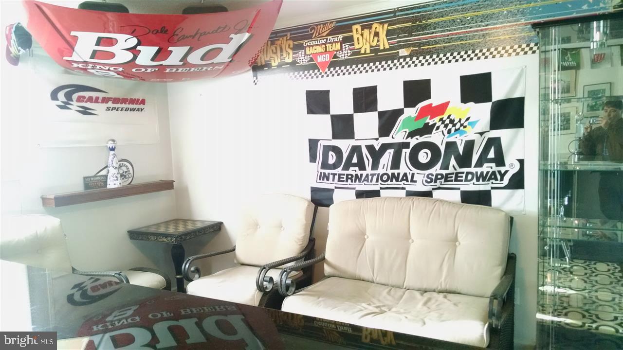 SKYLINE HEIGHTS - Residential