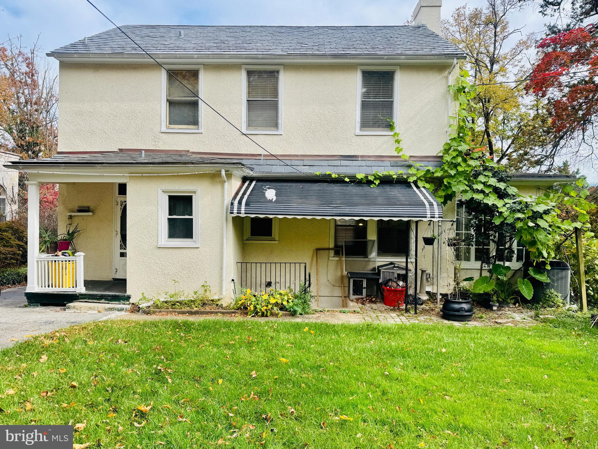 HADLEY SQUARE - Residential Lease