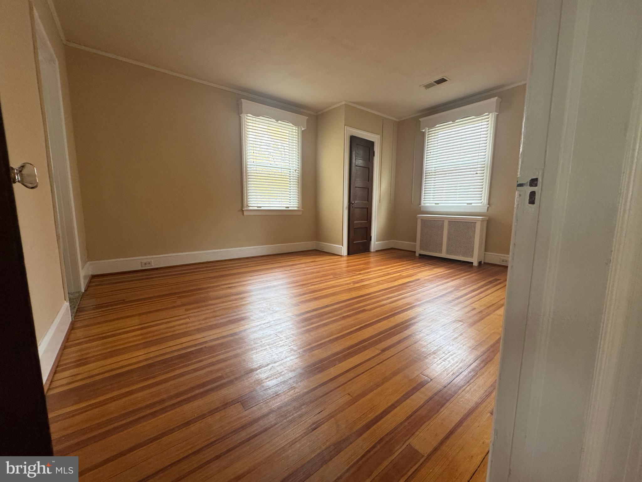 HADLEY SQUARE - Residential Lease