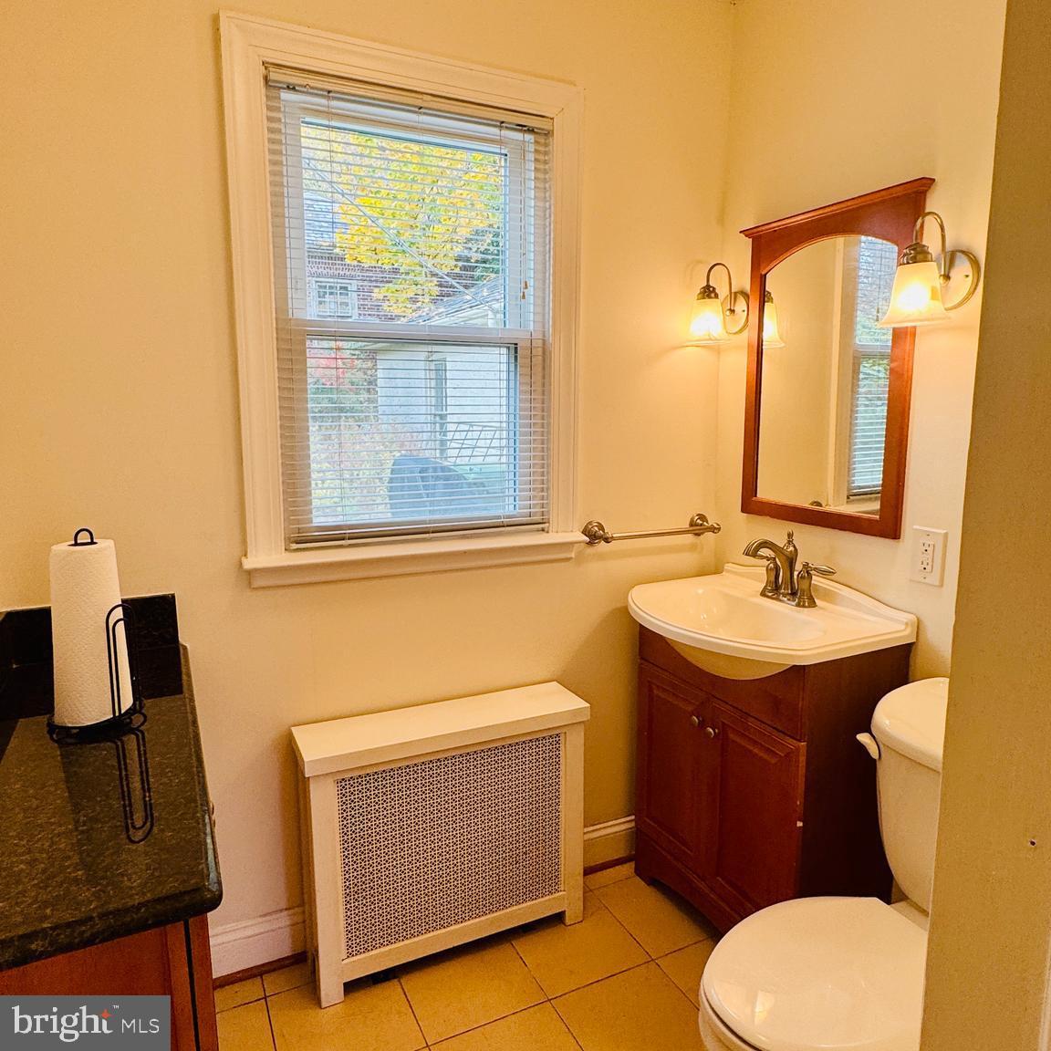 HADLEY SQUARE - Residential Lease