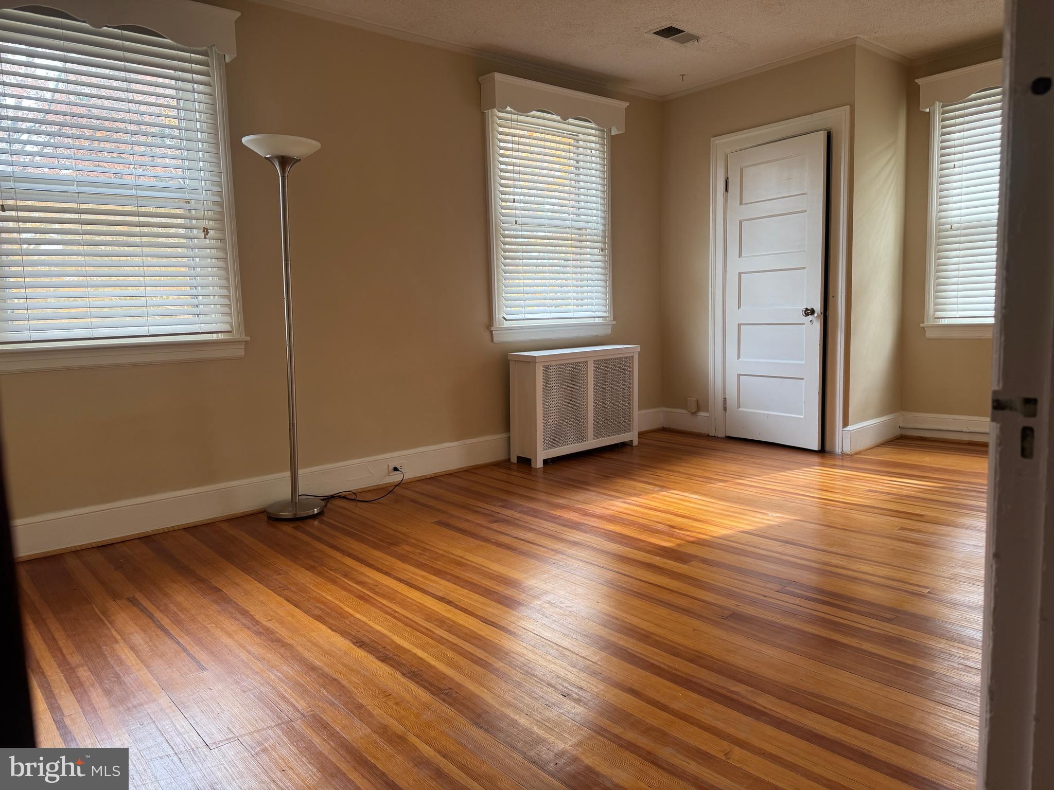 HADLEY SQUARE - Residential Lease