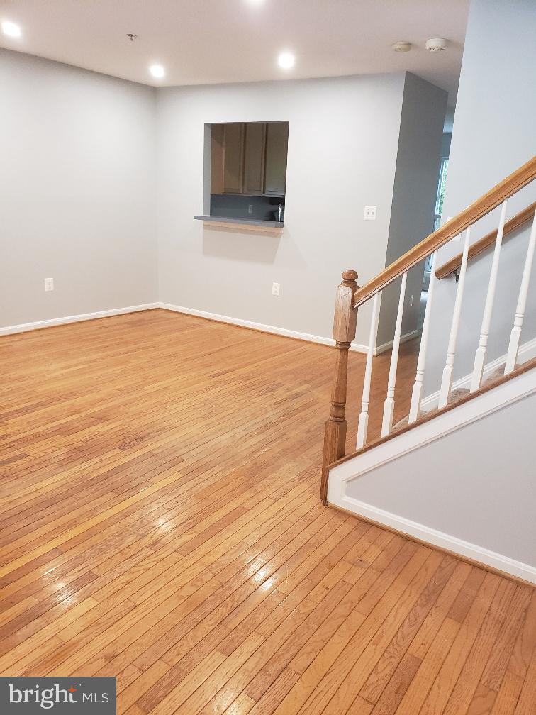 KINGSVIEW - Residential Lease