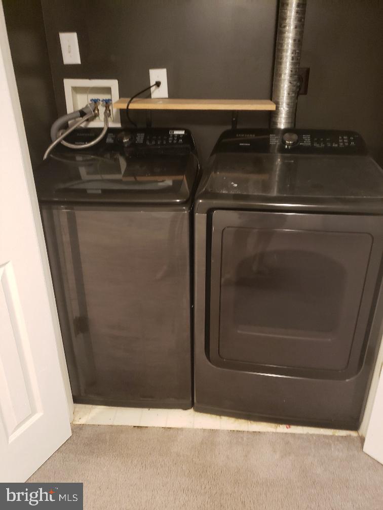 KINGSVIEW - Residential Lease