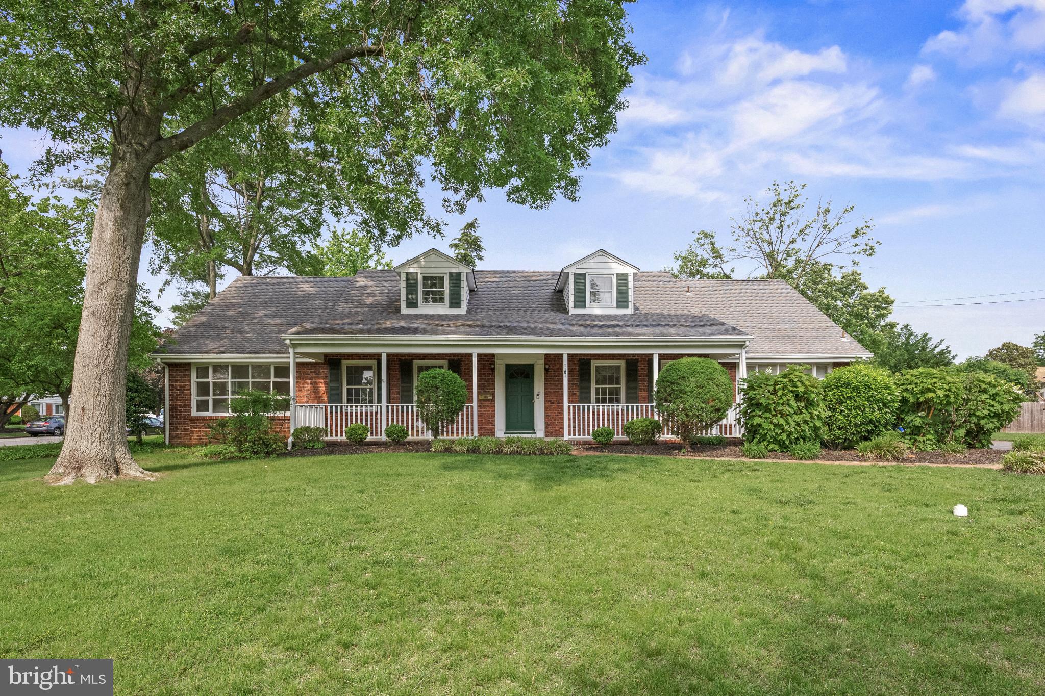 1101 CHERRY LANE