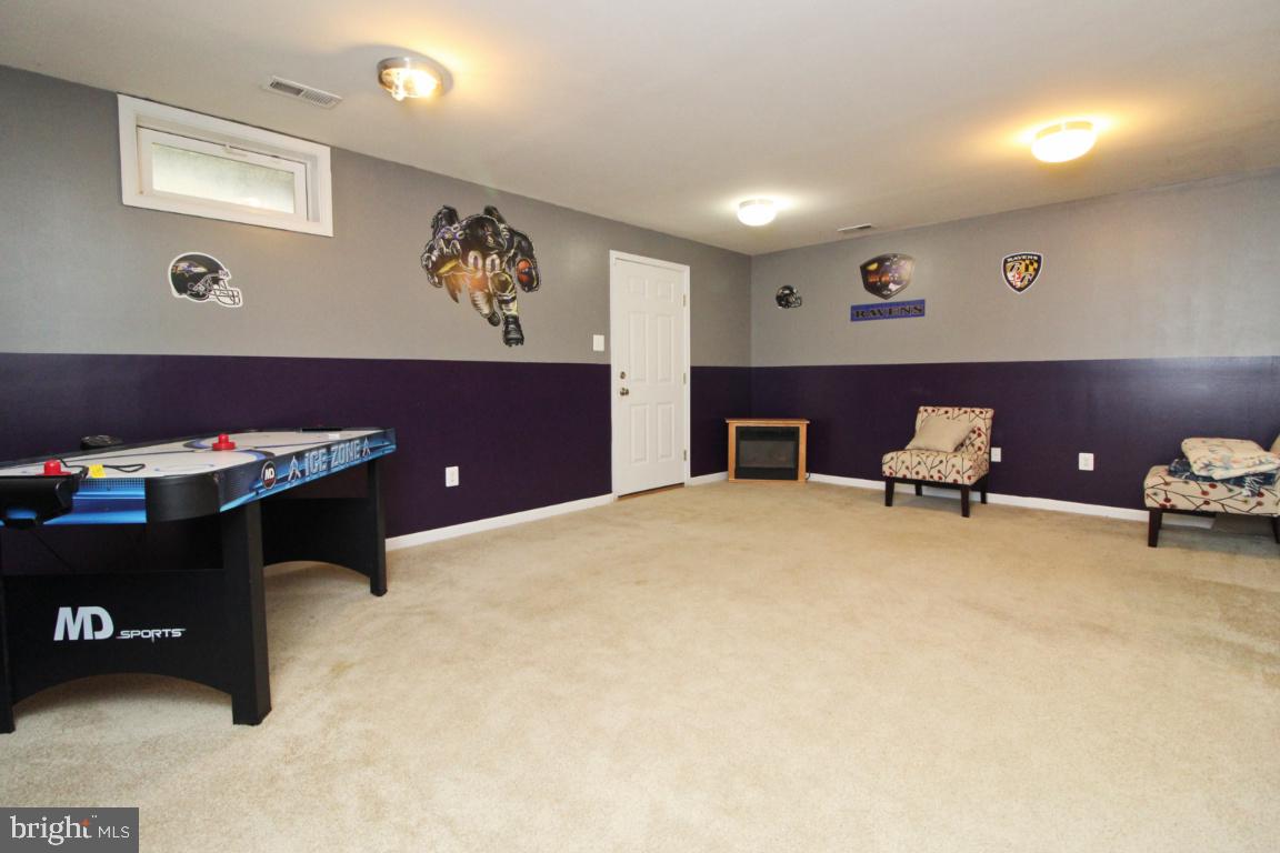 LAKES AT STANSBURY SHORE - Residential